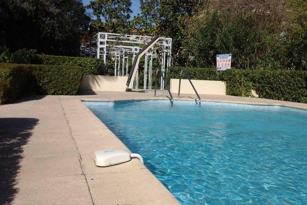 Apartment Lux Our Swimming Pool And Garden *